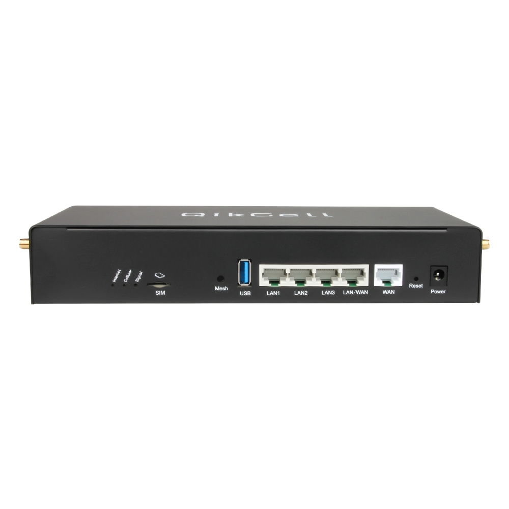 RC500 5G router hardware on a transparent backdrop